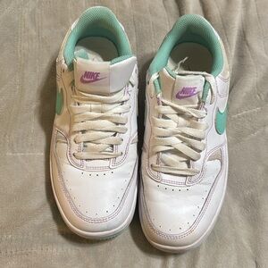 Nike Gamma Force Women’s 8